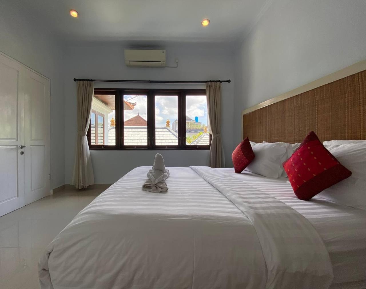 Villa Mayu Dedaries Seminyak Kültér fotó