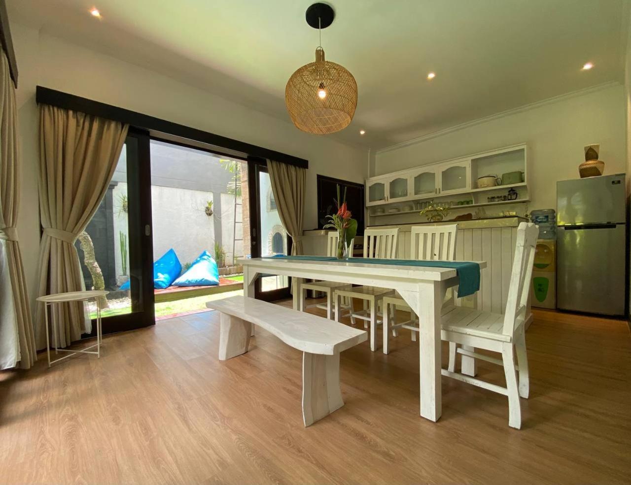Villa Mayu Dedaries Seminyak Kültér fotó